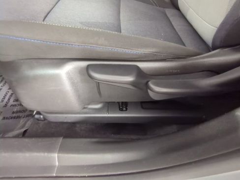 Used 2024 Chevrolet Trax LS w/ LS Convenience Package image 30