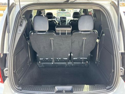 Used 2020 Dodge Grand Caravan GT image 22