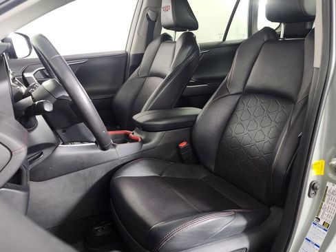 Used 2020 Toyota RAV4 TRD Off-Road image 15