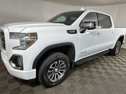 Used 2022 GMC Sierra 1500 AT4 w/ AT4 Premium Package AWD/4WD image 9