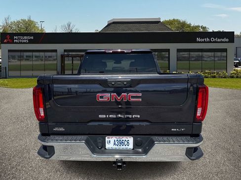 Used 2025 GMC Sierra 1500 SLT AWD/4WD image 4