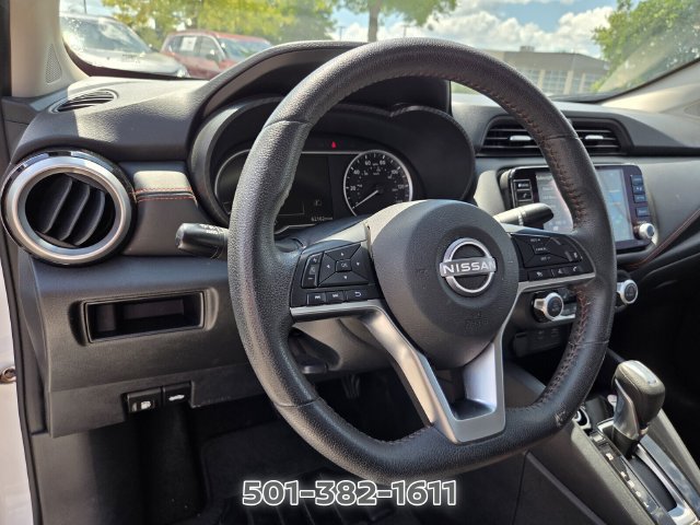 Used 2024 Nissan Versa SR FWD image 10