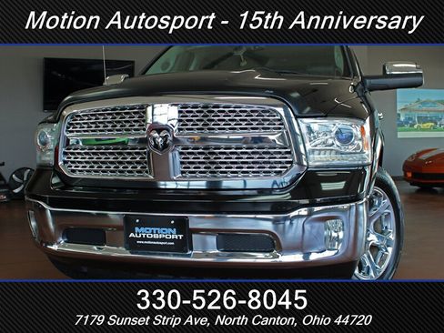 Used 2017 RAM 1500 Laramie AWD/4WD image 58