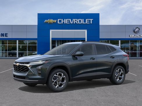 New 2026 Chevrolet Trax LT w/ Driver Confidence Package FWD image 26