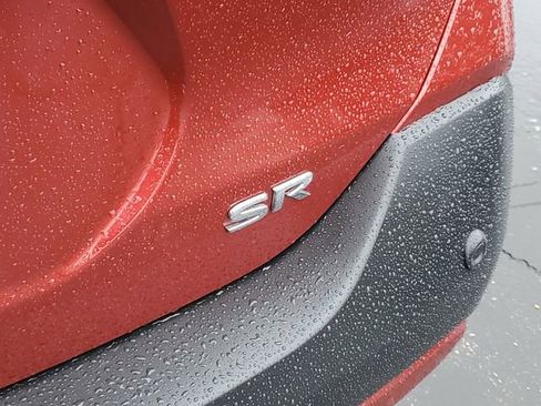 Used 2020 Nissan Kicks SR image 11