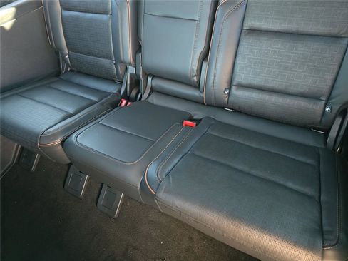 New 2026 Lincoln Navigator Black Label AWD/4WD image 11