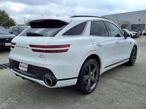 Used 2024 Genesis GV70 2.5T w/ Sport Prestige Package image 25