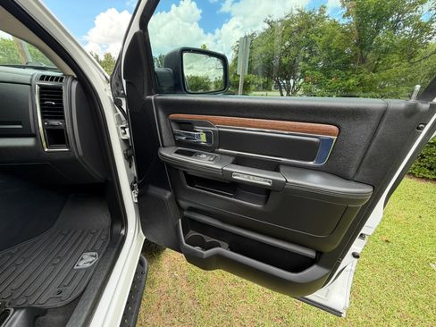Used 2018 RAM 2500 Laramie w/ Sport Appearance Group AWD/4WD image 25