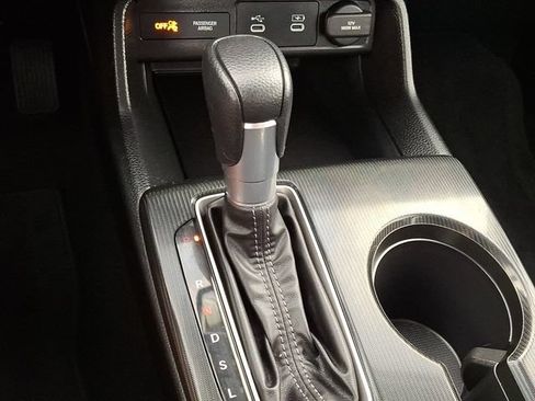 Used 2025 Honda Civic LX image 18