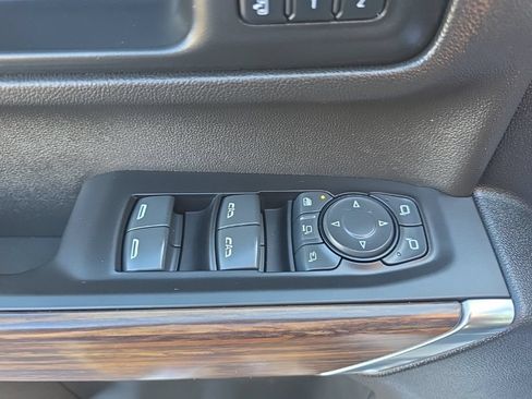 Used 2022 Chevrolet Silverado 3500 High Country AWD/4WD image 23