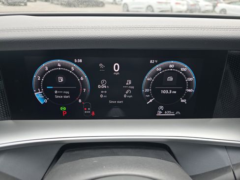 New 2026 Volkswagen Tiguan SE AWD/4WD image 22
