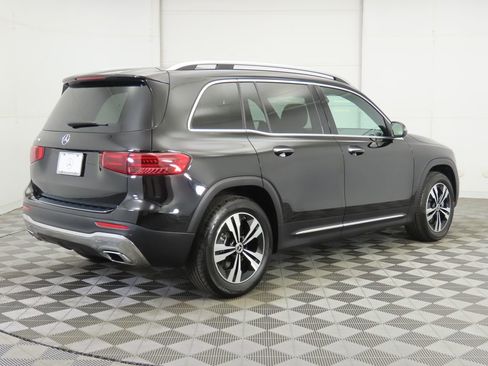 Certified 2025 Mercedes-Benz GLB 250 image 5