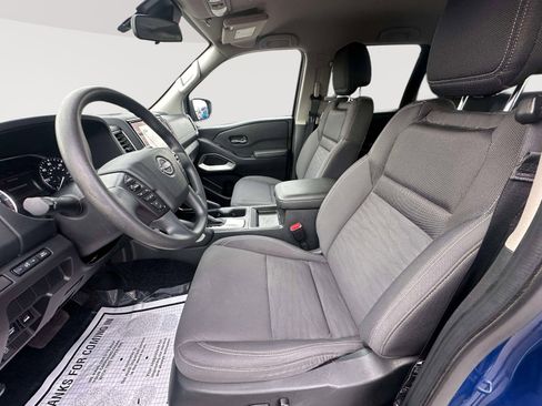 Used 2024 Nissan Frontier SV image 23