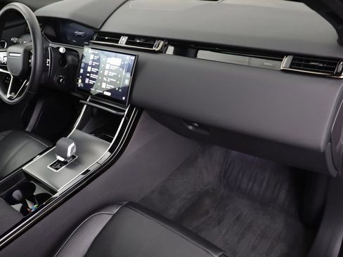 Used 2026 Land Rover Range Rover Velar S image 21
