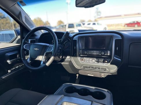 Used 2018 Chevrolet Silverado 1500 LT w/ All Star Edition image 17