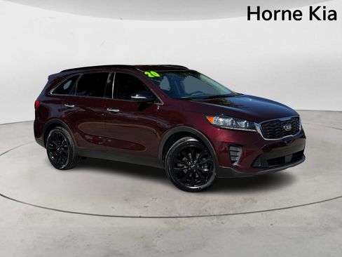 Used 2020 Kia Sorento S image 2