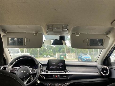 Used 2024 Kia Forte LX FWD image 20