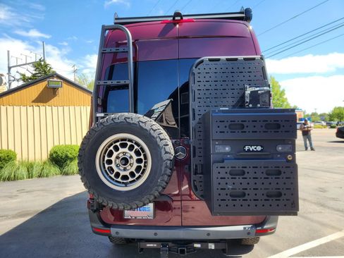 Used 2024 Mercedes-Benz Sprinter 2500 image 10