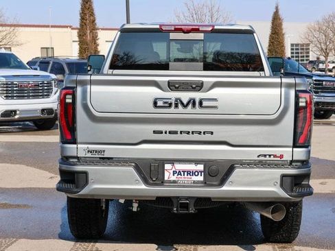 New 2026 GMC Sierra 2500 AT4 w/ AT4 Premium Plus Package AWD/4WD image 4