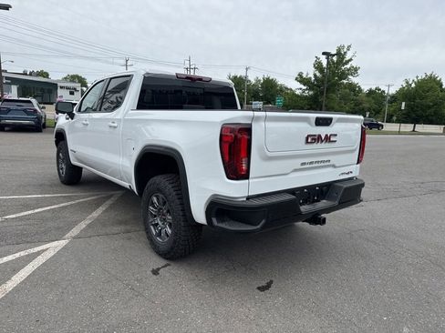 New 2026 GMC Sierra 1500 AT4X w/ LPO, Black Badging Package AWD/4WD image 4