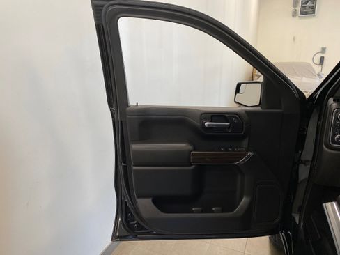 Used 2022 Chevrolet Silverado 1500 LT Trail Boss w/ Bed Protection Package image 14