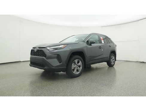 Used 2024 Toyota RAV4 XLE w/ Convenience Package FWD image 23