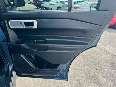 Used 2020 Ford Explorer Limited RWD image 24