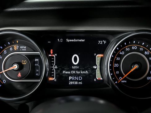 Used 2018 Jeep Wrangler Unlimited Sport S image 25