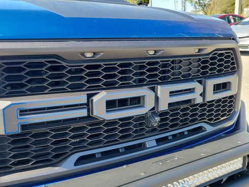 Used 2018 Ford F150 Raptor w/ Equipment Group 802A Luxury image 6