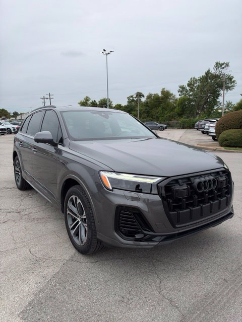 Used 2025 Audi Q7 2.0T Premium Plus w/ Premium Plus Package AWD/4WD image 3