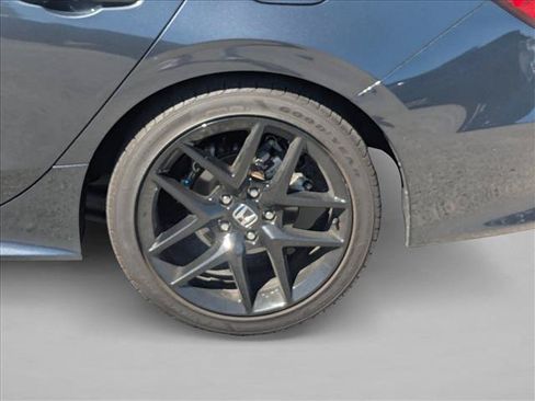 Used 2025 Honda Civic Sport image 21