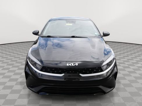 Used 2024 Kia Forte LXS FWD image 2