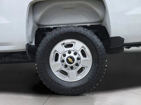 Used 2019 Chevrolet Silverado 2500 W/T w/ WT Convenience Package AWD/4WD image 31