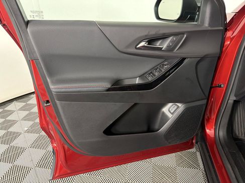 Certified 2026 Chevrolet Equinox RS FWD image 8