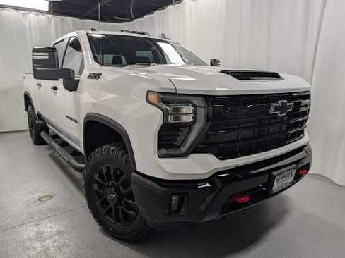 New 2026 Chevrolet Silverado 2500 LT w/ Trail Boss Package AWD/4WD image 2