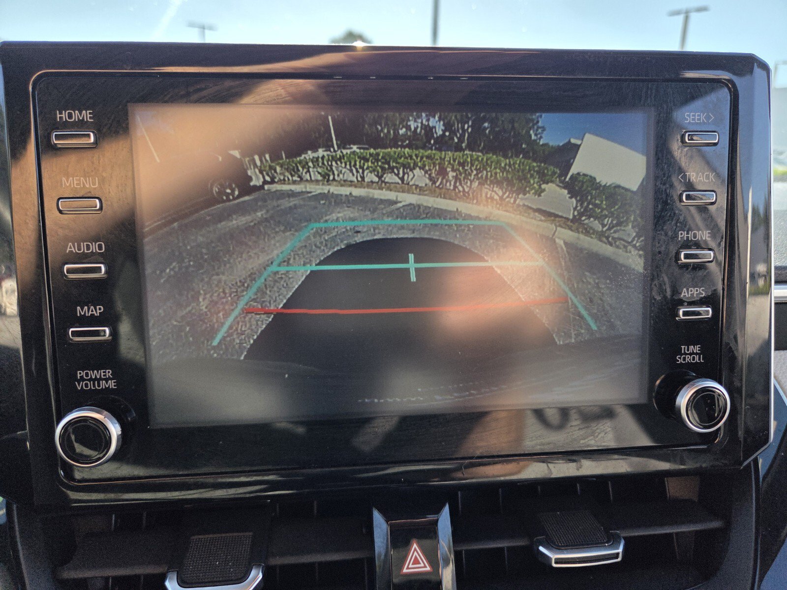 Used 2020 Toyota Corolla SE FWD image 21