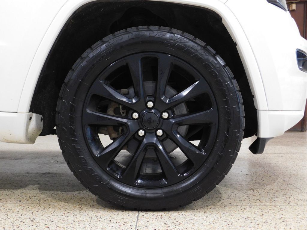 Used 2020 Jeep Grand Cherokee Altitude AWD/4WD image 78