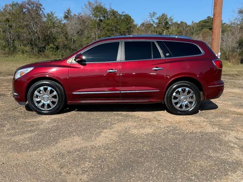 Used 2017 Buick Enclave Premium image 2