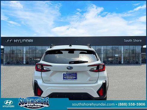 Used 2024 Subaru Crosstrek 2.0i Premium AWD/4WD image 7