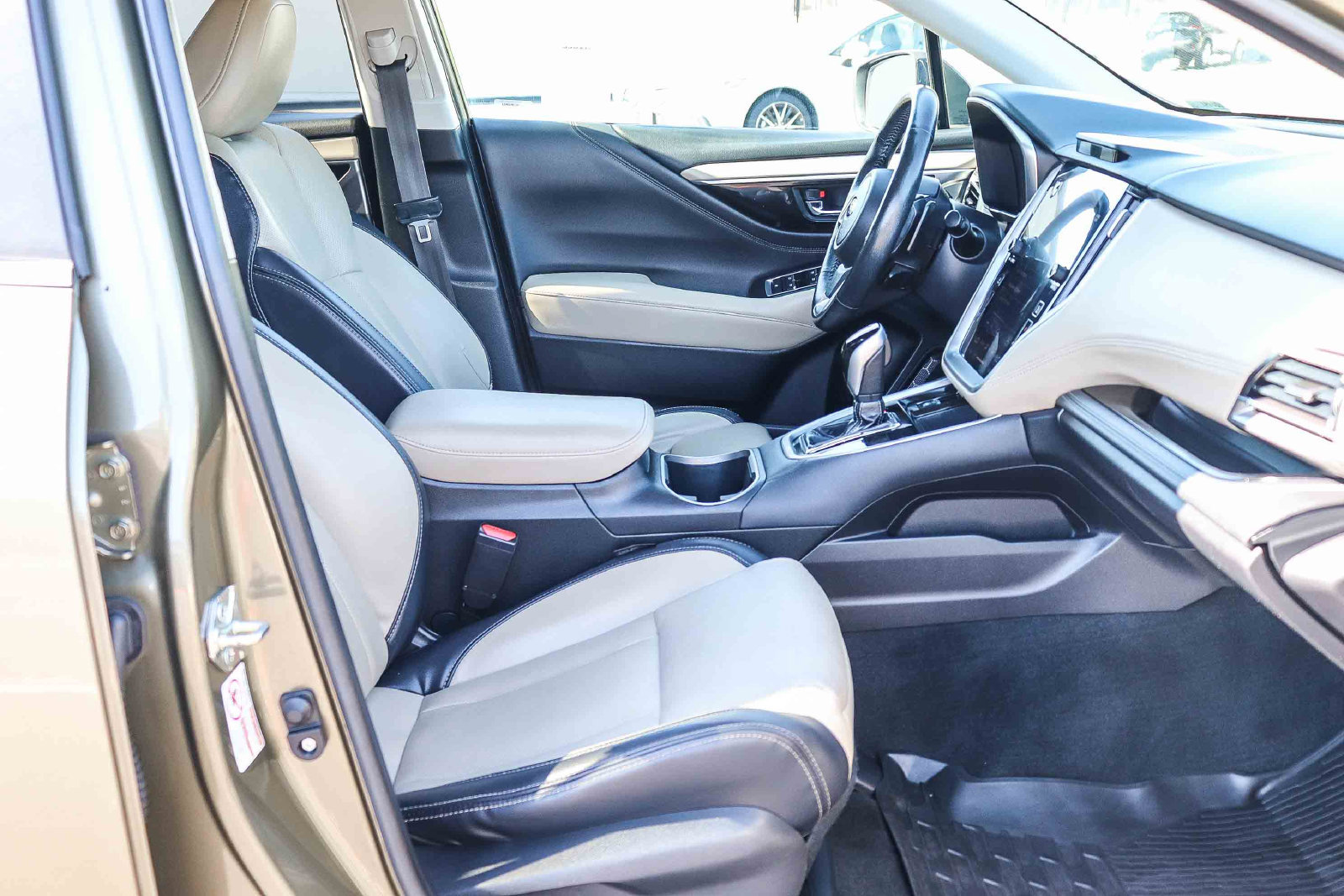 Used 2020 Subaru Outback Limited XT w/ Popular Package #2 AWD/4WD image 20