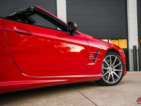 Used 2013 Mercedes-Benz SL 63 AMG image 37