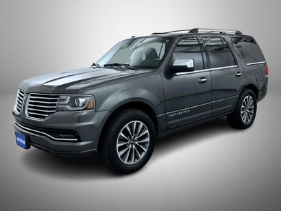 Used 2016 Lincoln Navigator Select