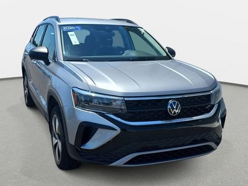 Used 2024 Volkswagen Taos S AWD/4WD image 2