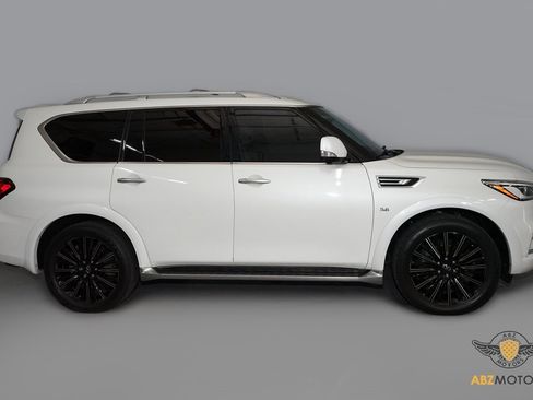 Used 2019 INFINITI QX80 Limited w/ All-Season Package image 4