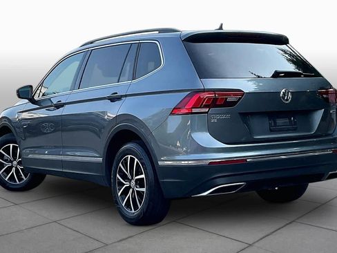 Used 2021 Volkswagen Tiguan SE w/ Panoramic Sunroof Package AWD/4WD image 11