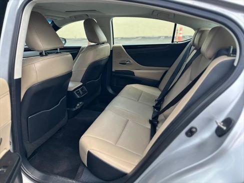 Used 2021 Lexus ES 250 w/ Premium Package AWD/4WD image 17