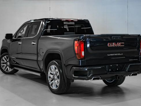 Used 2023 GMC Sierra 1500 Denali w/ Denali Reserve Package AWD/4WD image 13