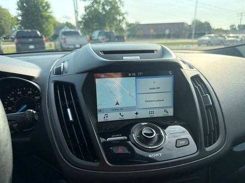 Used 2018 Ford Escape Titanium w/ Ford Safe & Smart Package AWD/4WD image 18