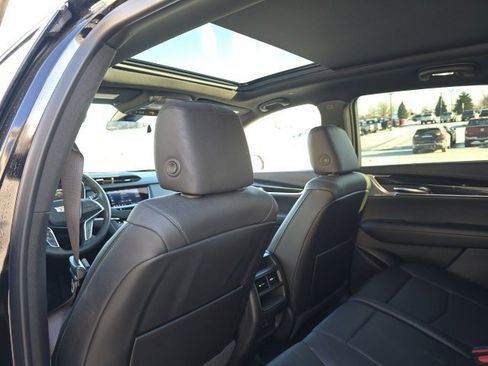 Certified 2023 Cadillac XT5 Premium Luxury w/ LPO, Floor Liner Package image 11