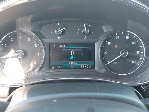 Used 2020 Buick Encore Preferred FWD image 34
